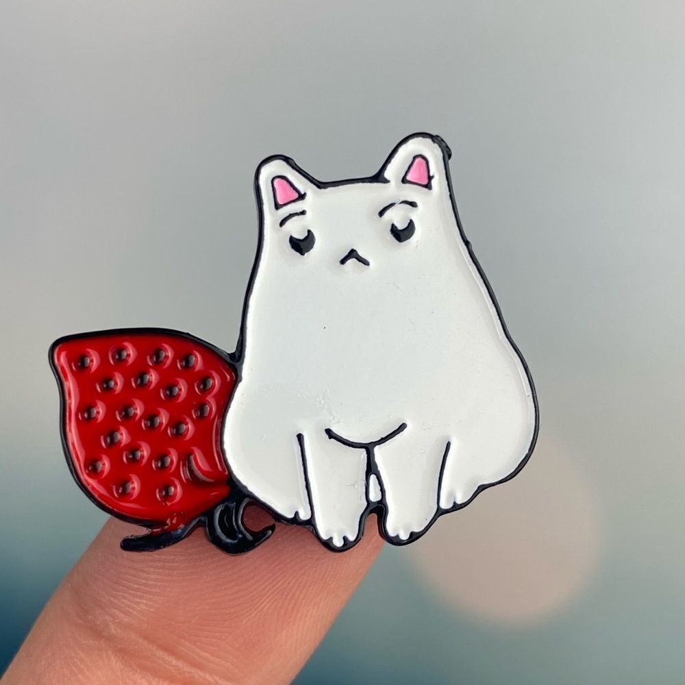 Chilling White Kitty Strawberry Enamel Pin/ Brooch